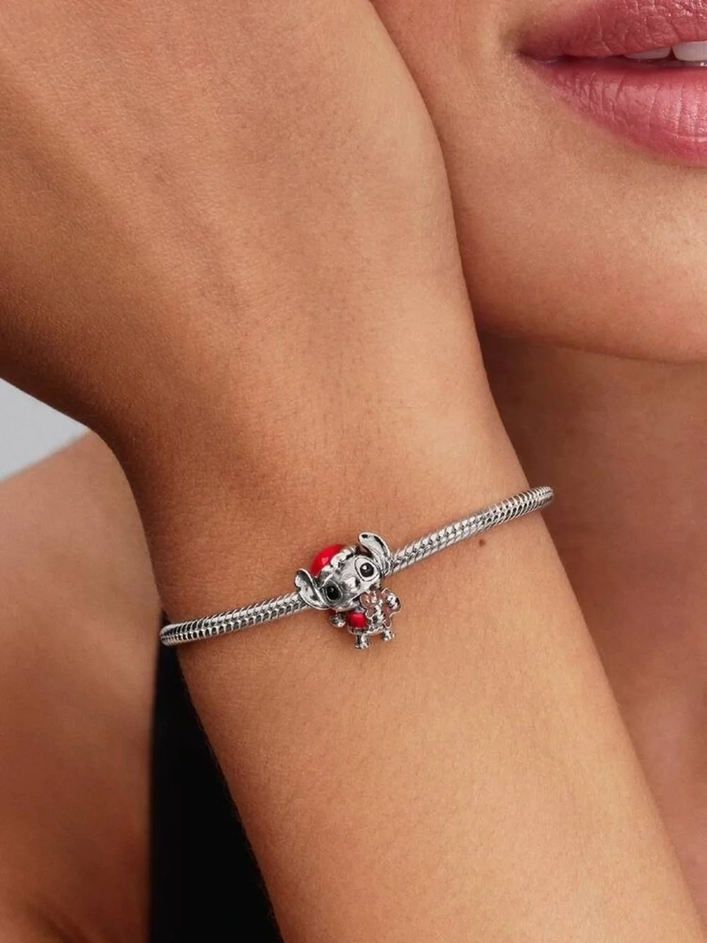 Pandora Disney Stitch Holiday Charm
